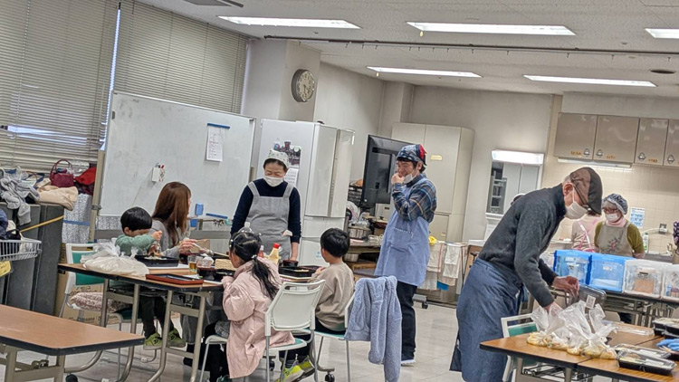 「たからっ子食堂」へ継続寄付贈呈