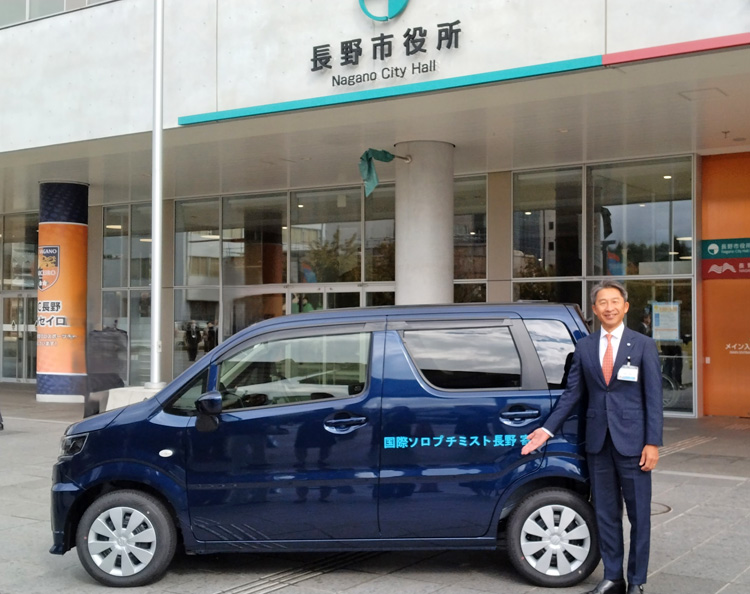 長野市役所にて車両贈呈式を行いました。