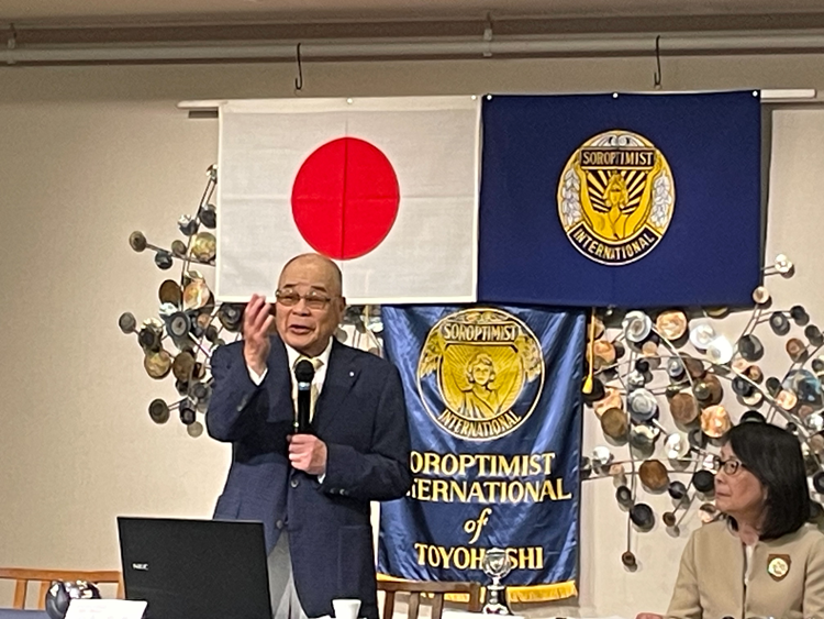 4月例会卓話「口唇口蓋裂治療活動報告」