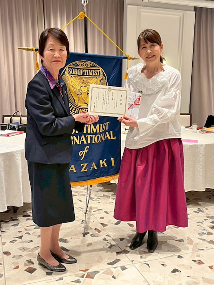 書家、矢野きよ実氏をお迎えして