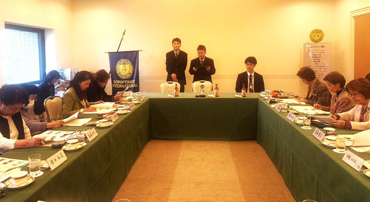 魚津工業高校Sクラブに支援金贈呈