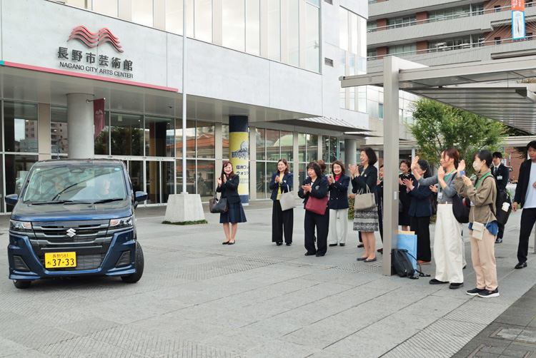 長野市役所にて車両贈呈式を行いました。